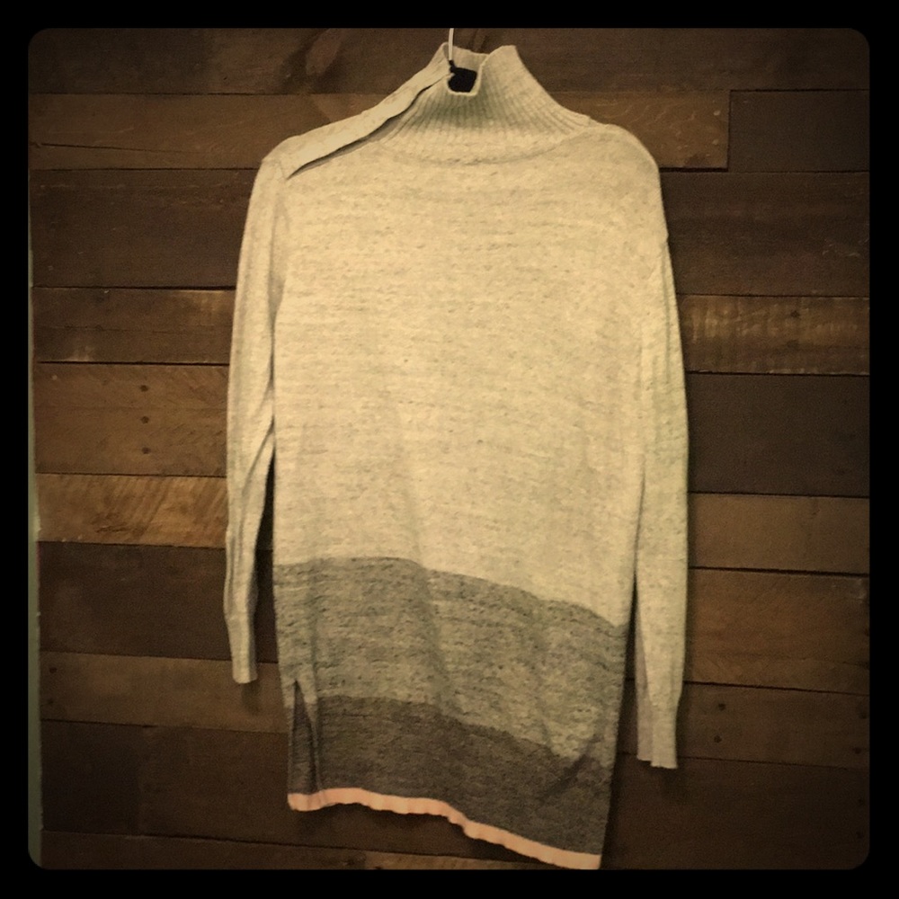 Gap legging long turtleneck sweater.